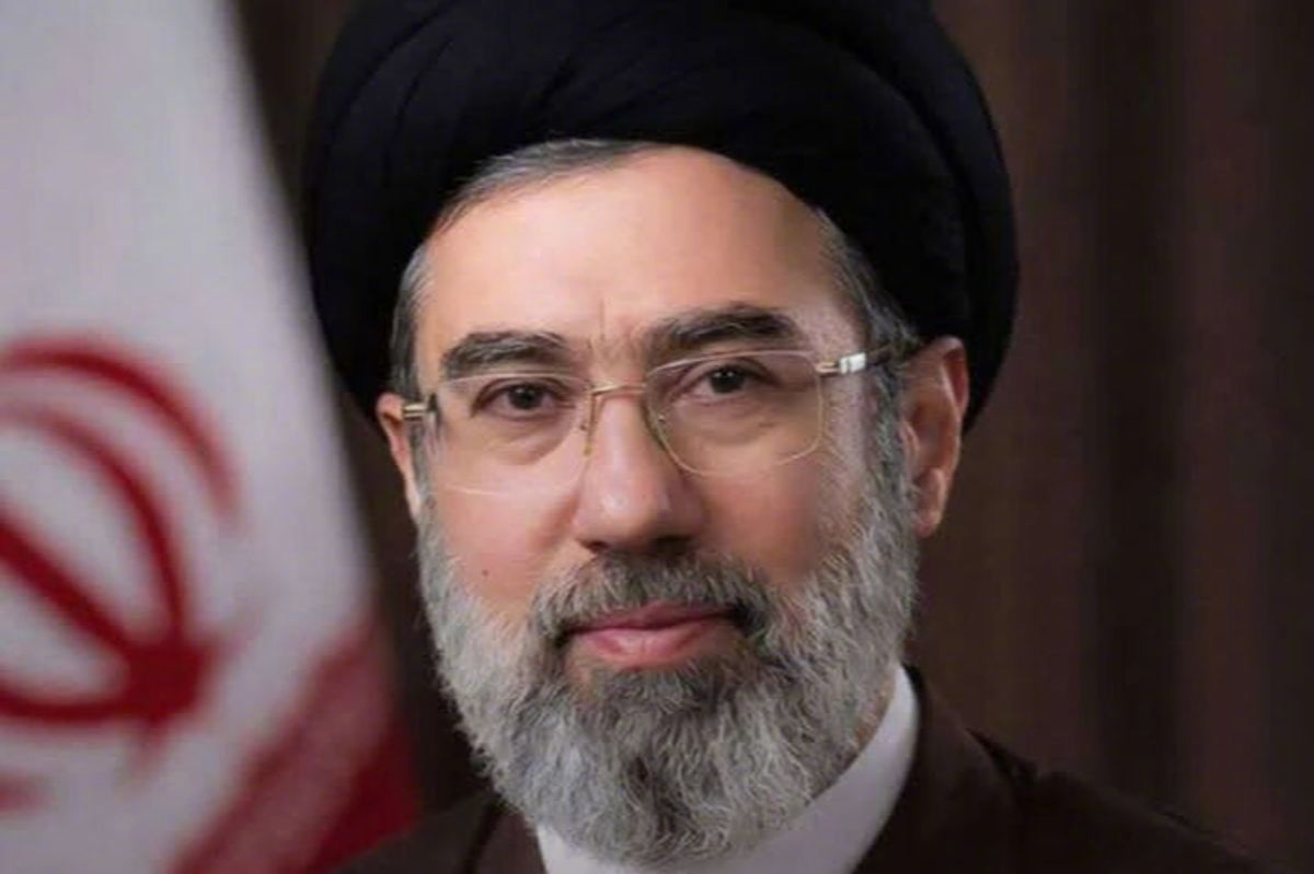 #穆杰塔巴说不会放弃复仇#【#伊朗最高领袖说不会放弃复仇#】#新华社快讯#：伊朗