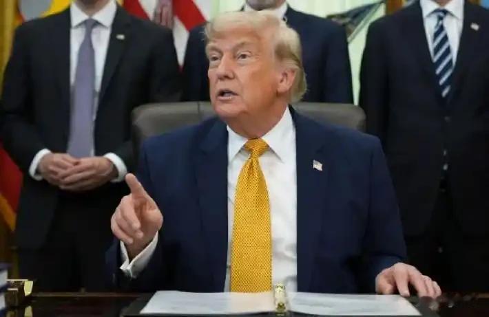 罕见反水！美参议院通过战争权力决议，直接锁死特朗普对伊动武权
 
当地时间23日