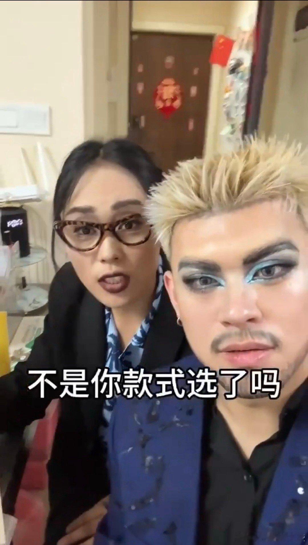 #这英祝福那英#看到那英能够取得这样的一个优秀成绩，感受得到姐姐对于这个舞台的努