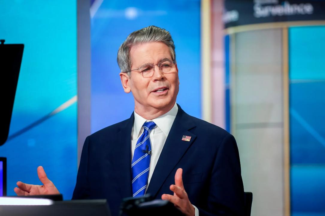 美国财长出言恐吓，称24个月后无需中国稀土，纯粹是自欺欺人

美国财政部长贝森特