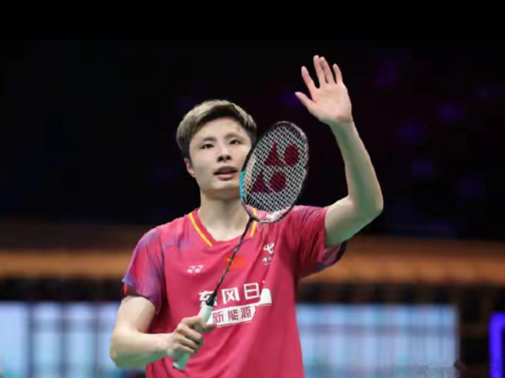 石宇奇亚锦赛晋级4强 重回世界第一！石宇奇直落两局击退奈良冈功大，锁定亚锦赛四强
