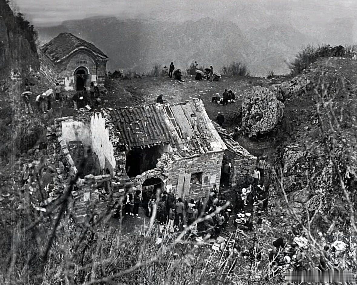 40年前的洛阳老君山真实影像资料曝光！据资料显示，老君山在1997年才被批准建立