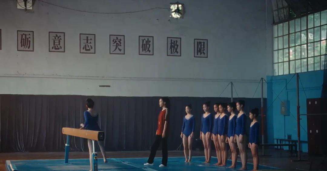 体操队出现了，估计又大案了！
刑侦剧一露腿就大事不妙！