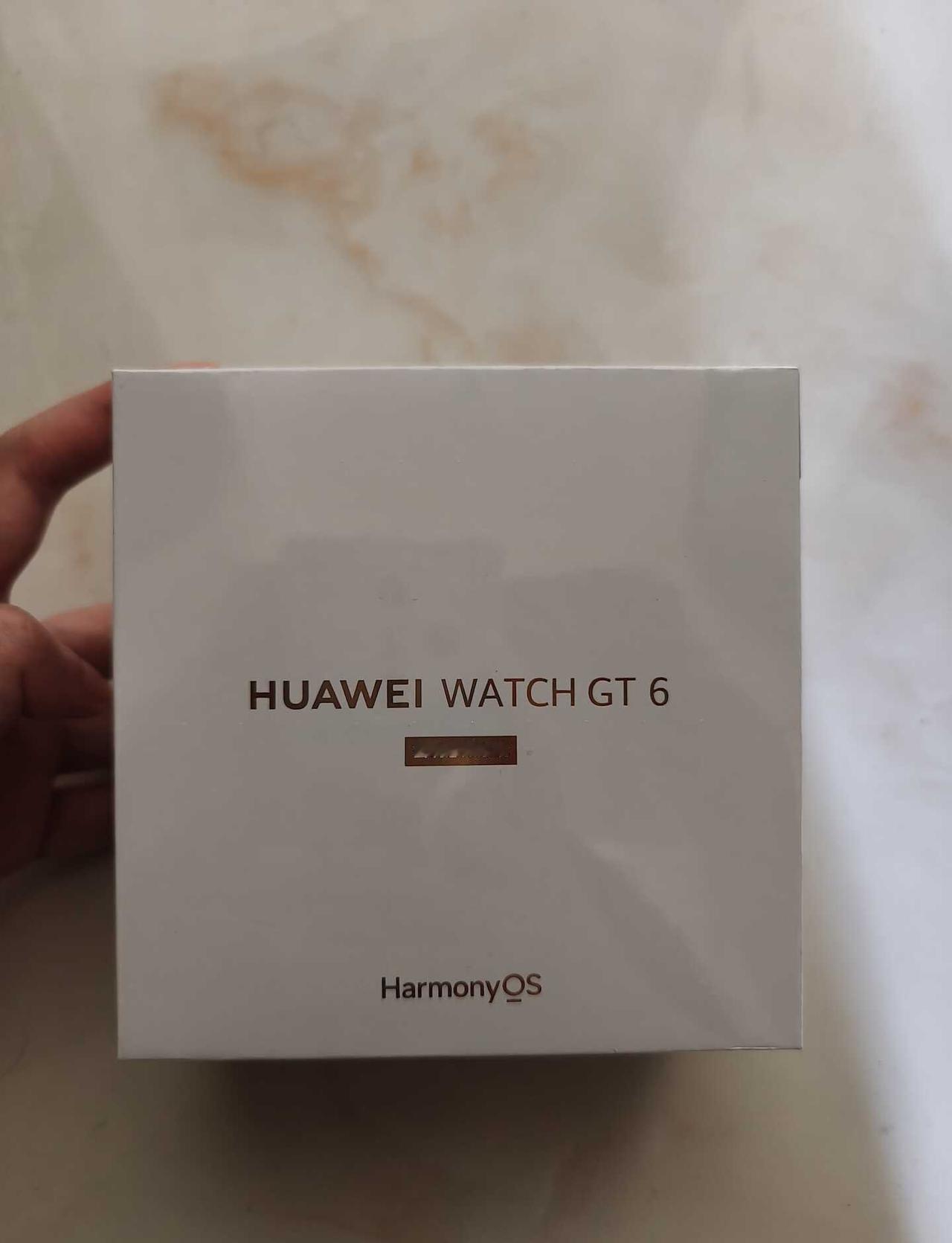 出华为watch gt6
全新未拆封，流光紫41mm，塑封都有，仅支持同城自提华