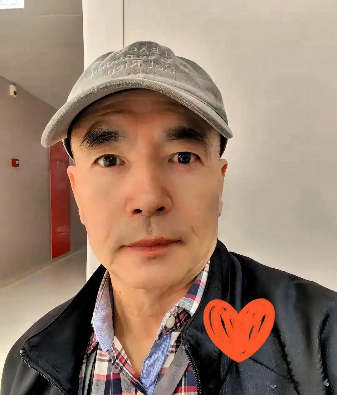 最近网上一条热议建议
直接引发无数网友共鸣
更是瞬间刷屏各大平台
有人专门针对退