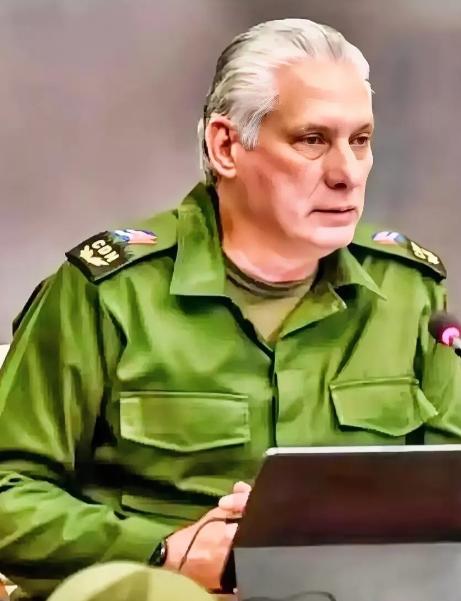 一份古巴报告摔在办公桌上，白宫官员气的脸色铁青：中国还是出手了！
 
美国这回使