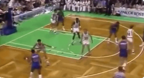 这就是NBA80年代的防守强度，还不如小球时代呢。

哈登过去能场均50分，绝对