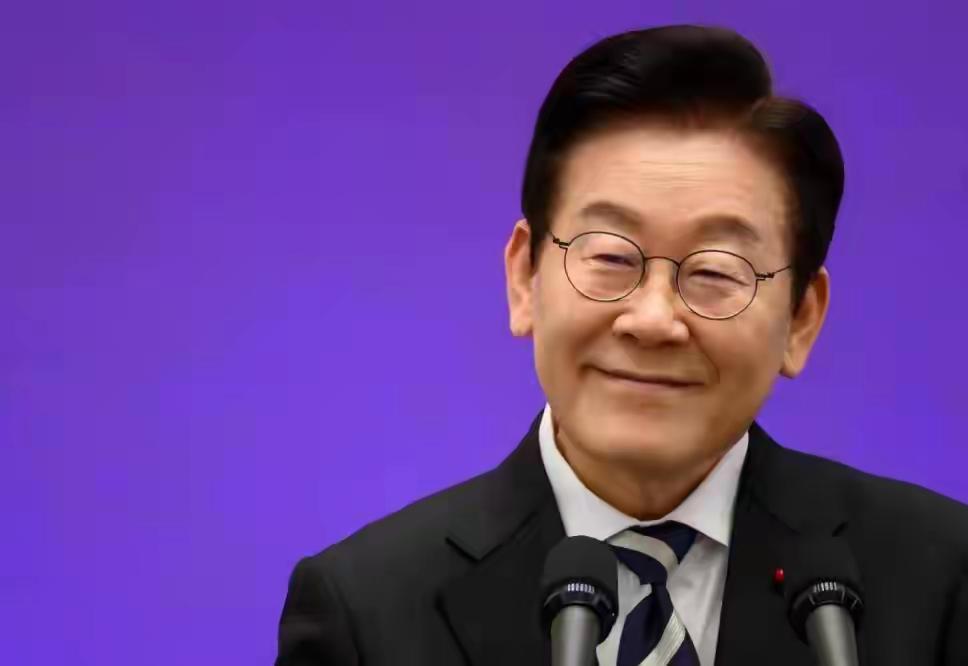 趁美国顾头不顾尾，日本连夜搞大动作，胆子也太肥了！
 
美伊冲突一爆发，美国深陷