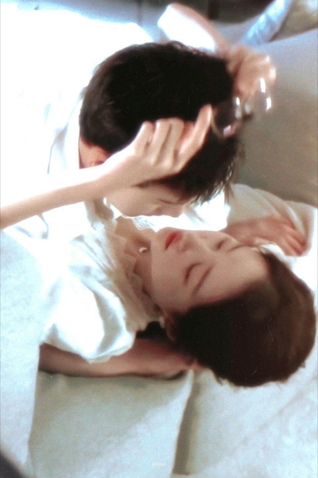 关晓彤吻戏