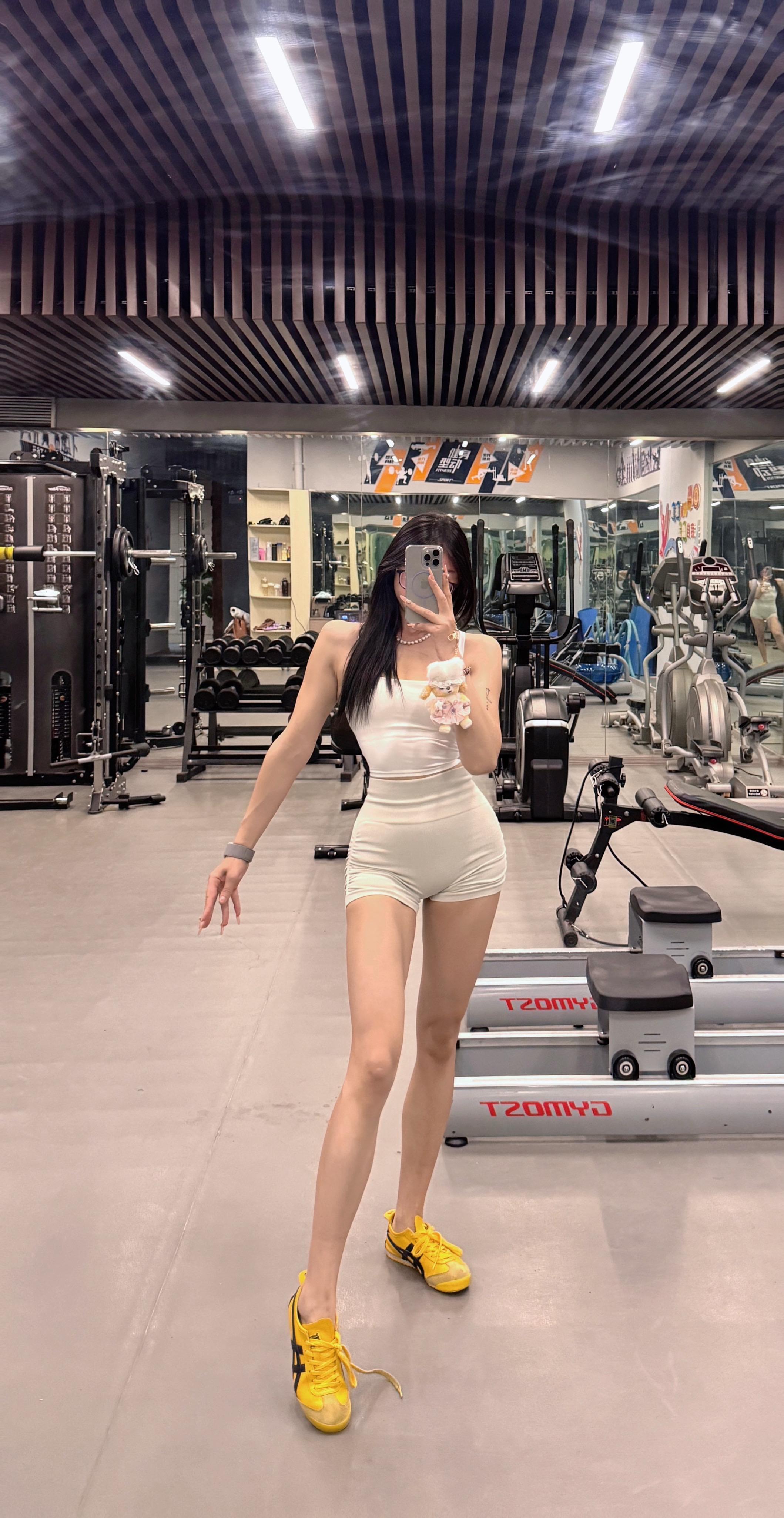 那些擦不干的汗，终将凝成命运的琥珀