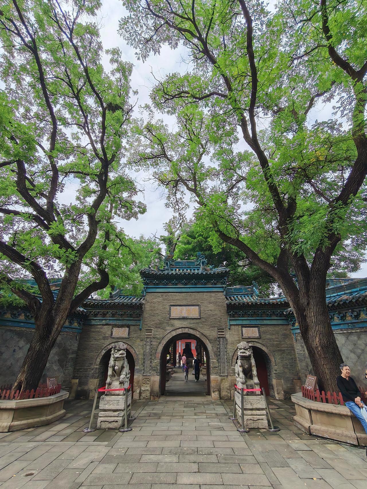 太原纯阳宫，古建筑还是很有时代特征和道教特色的。