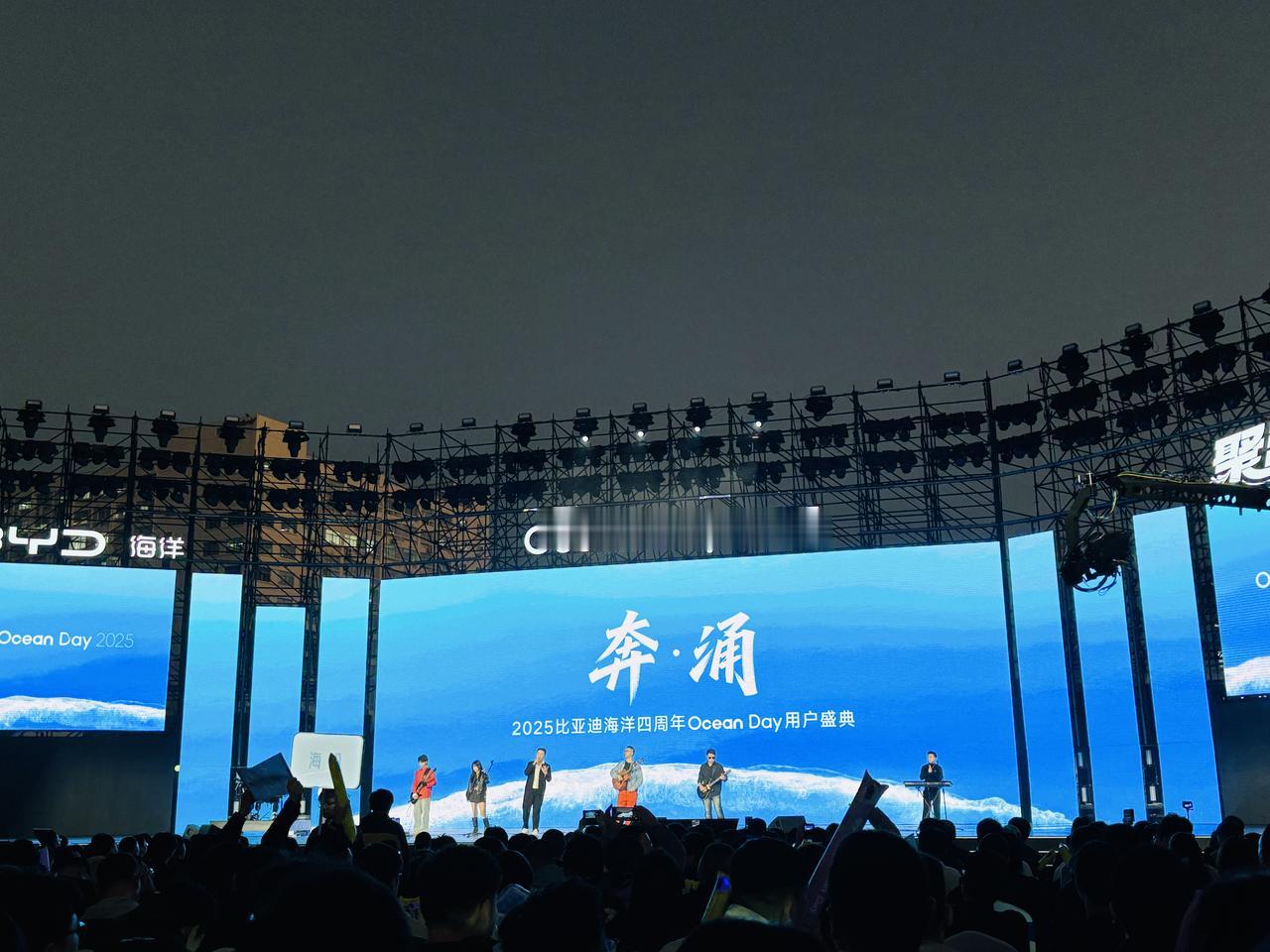 海洋网的成长历程，堪称中国汽车工业的一个奇迹，从2021年销量仅6万辆起步，到2