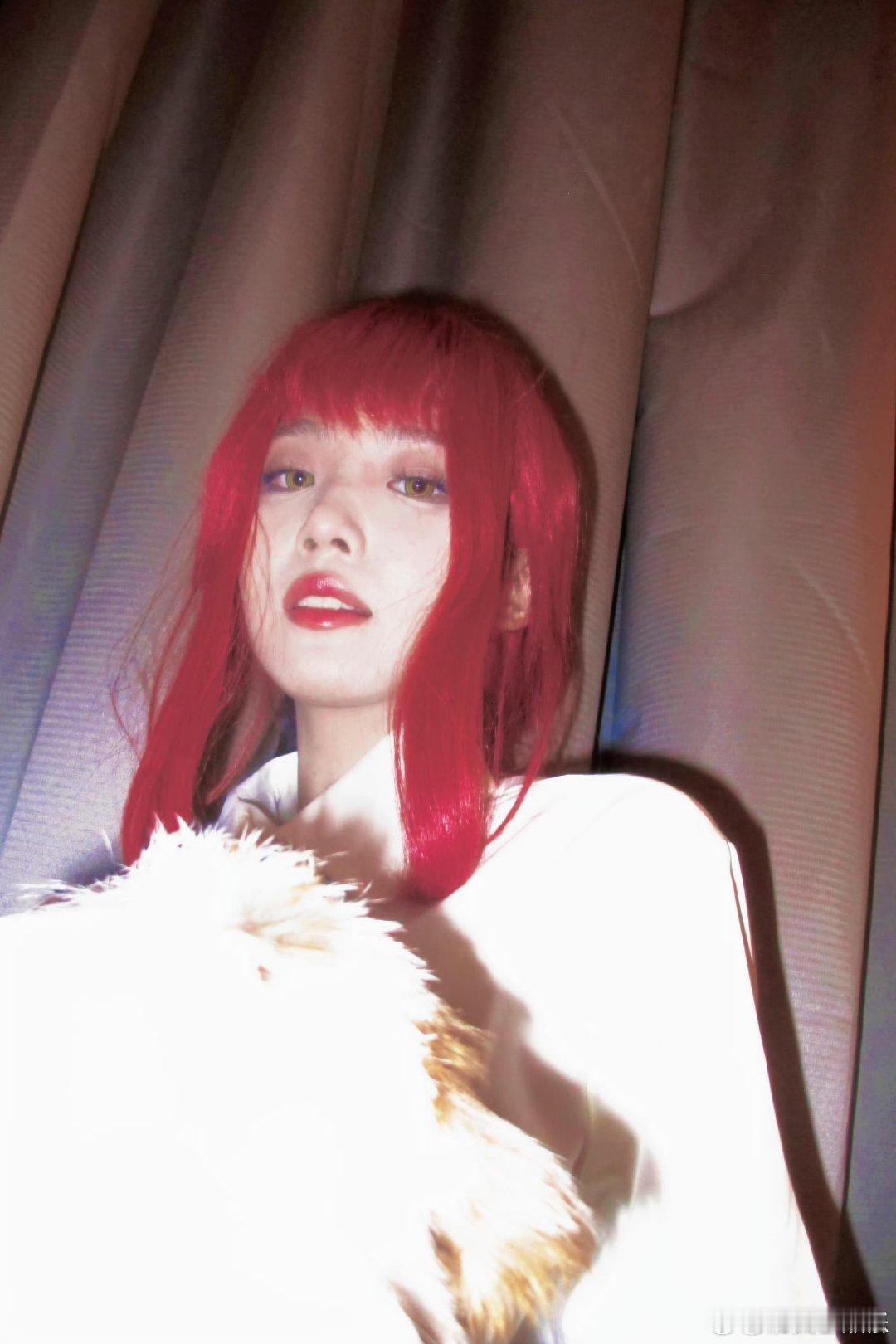 卢昱晓cos玛奇玛从事摩多摩多！！！ ​​​