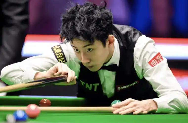 2026斯诺克世界公开赛
吴宜泽4强赛支招

一、前景分析（吴宜泽 vs 马克·