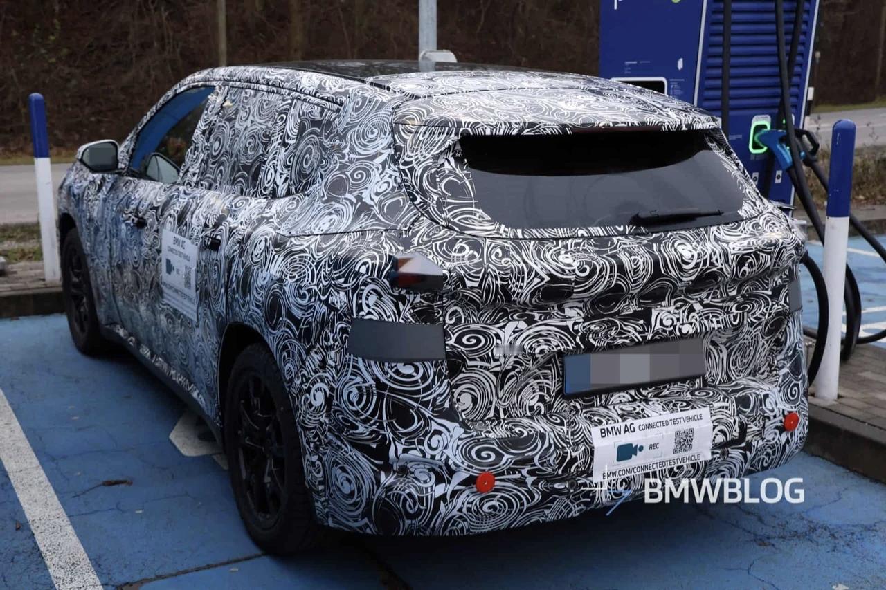 宝马iX1内饰谍照终于曝光，和iX3设计相仿，相较现款更具科技感，预计2027年
