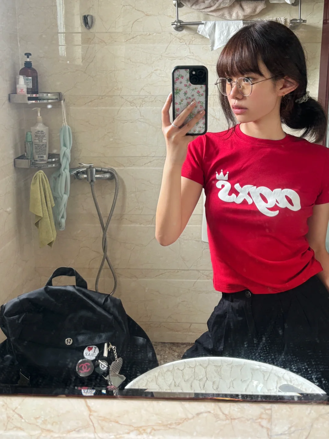 红色！！