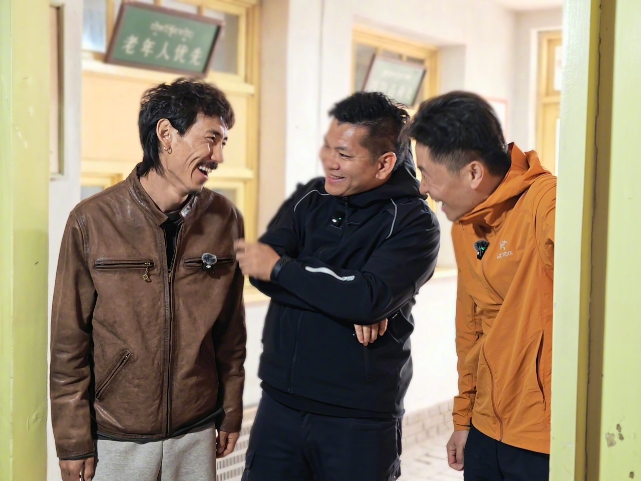 揭秘图1：这次游记我跟《生命树》导演李雪老师及演员更旦一起，我们会花五天时间，重