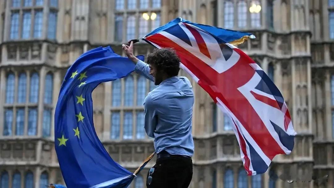 英国首相伯纳姆在BBC访谈里说“希望有生之年看到英国重返欧盟”，这是英国高层第一