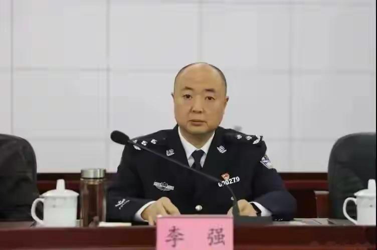 平安泸州 【四川省公安厅党委委员、副厅长李强，拟任正厅级领导职务】四川日报微信公