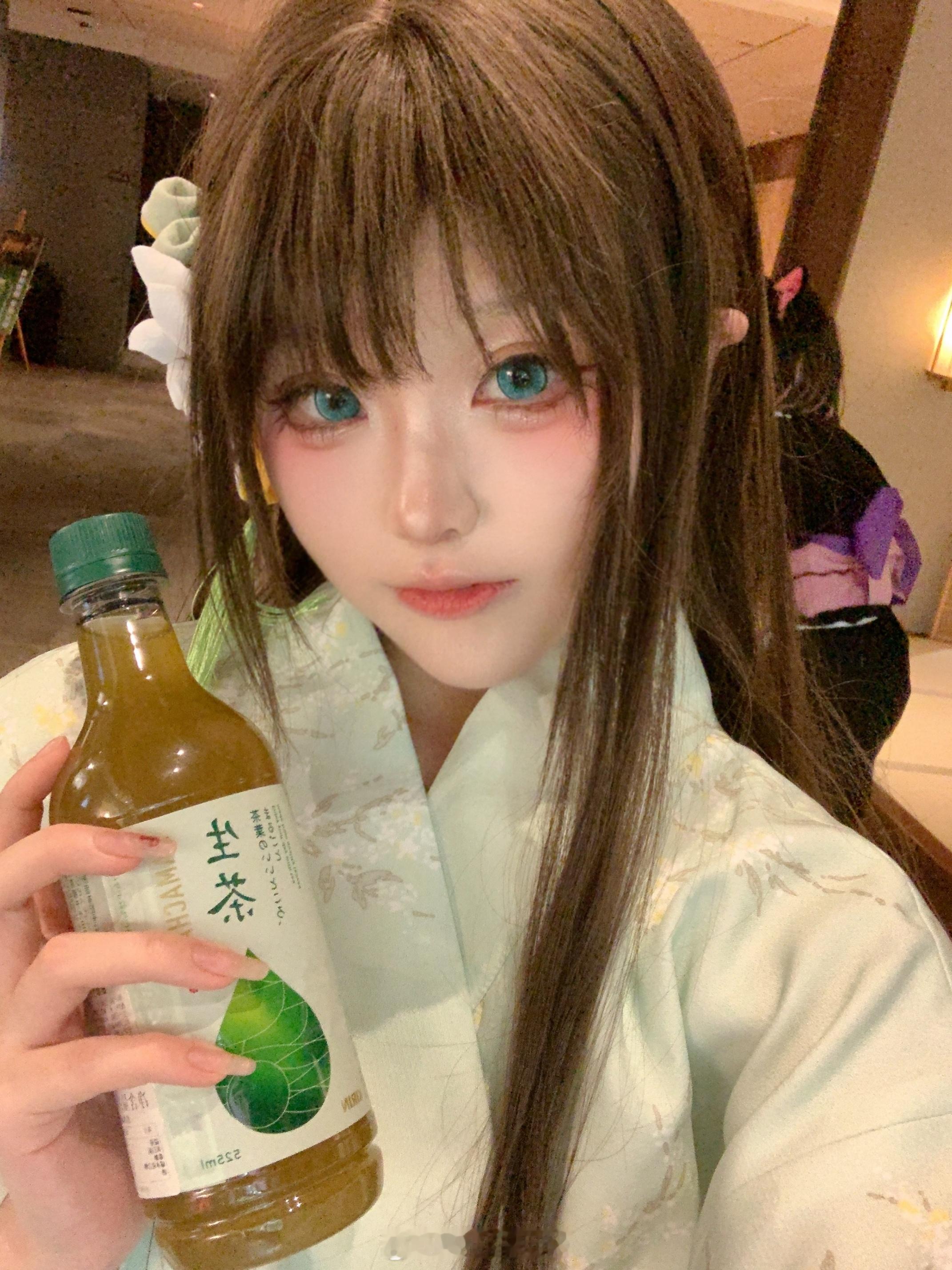 终于拍上甜点部！#蔚蓝档案[超话]# ​​​