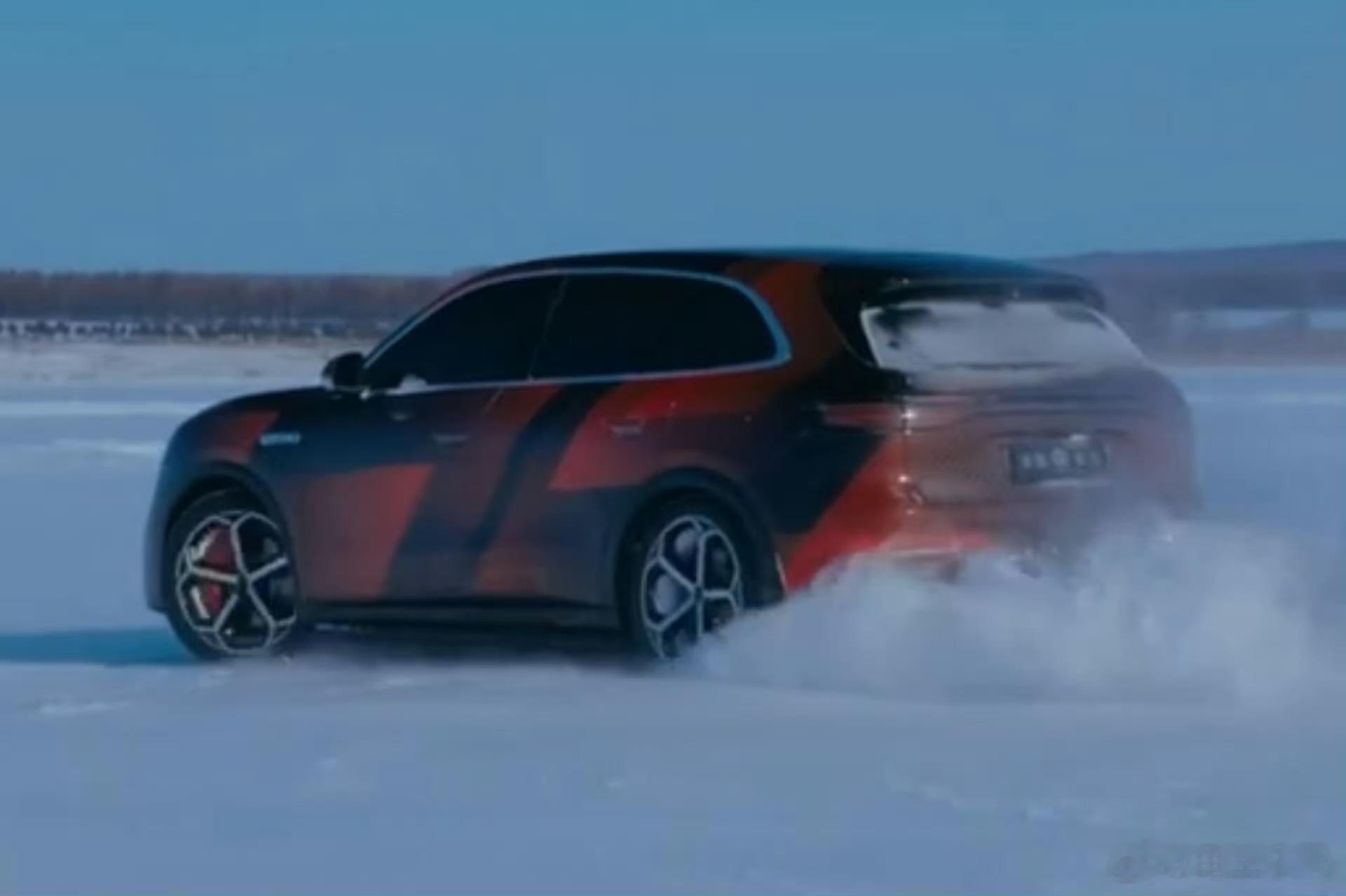 泪奔了，鸿蒙智行首款年轻态轮毂 