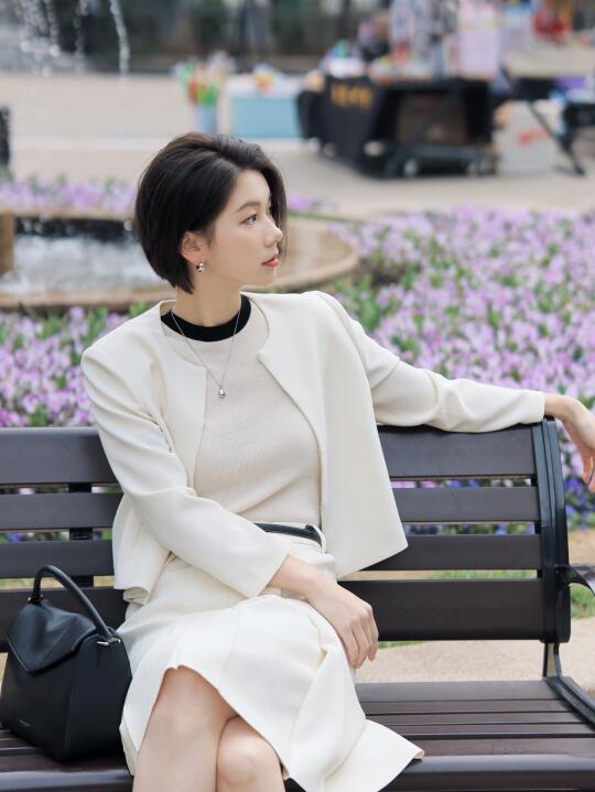 简单耐看的高智感通勤outfit