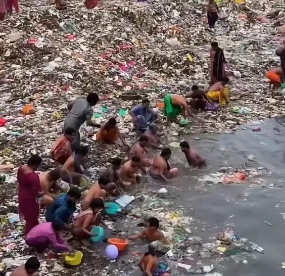 莫迪一句话让印度人沸腾了，他宣布2025年印度GDP比2024年增长7%，这个成