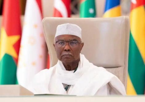 中国外交部正式宣布，

1月26日，据中国外交部网站文告：中国高层与伊合组织秘书