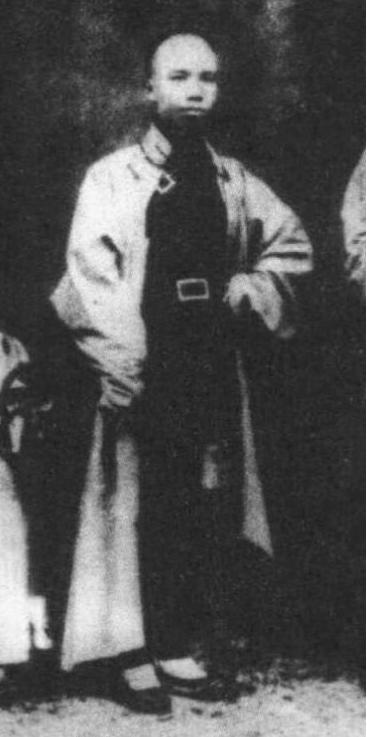 1898年 谭嗣同于菜市口英勇就义 他永远不知道 自己的后人多让人心疼。 谭嗣同