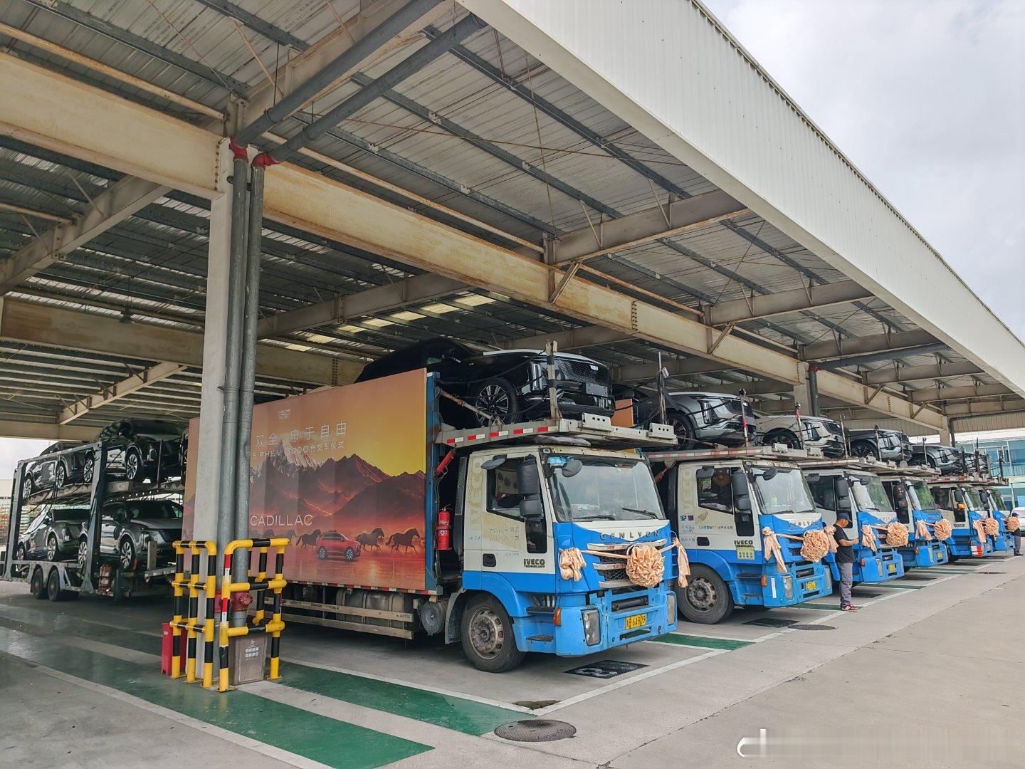 第一批量产版Momenta R7来了，这批车主可以在中秋和国庆假期首先用上R7，