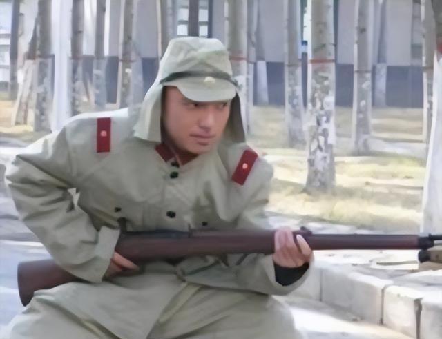 先把时间定格在1945年战败那一刻。所谓的大东亚共荣圈，到头来不过是一场自欺欺人