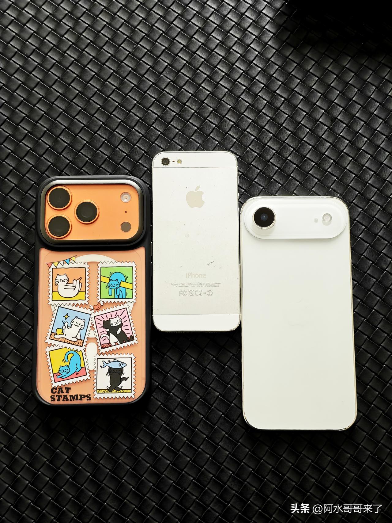 相信我，苹果的AI还不如豆包好用，就是ChatGPT而已，港版的iPhone早就