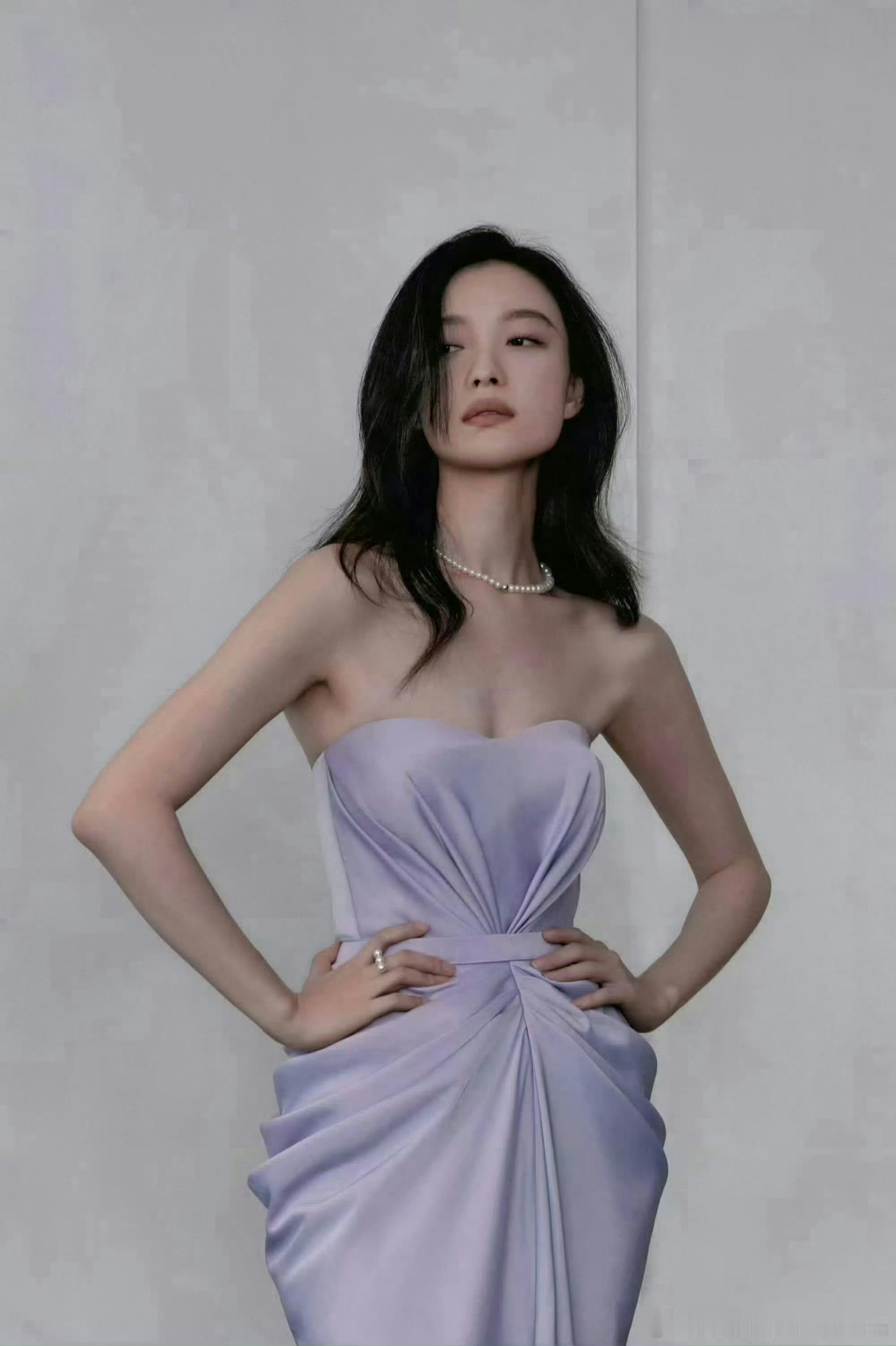 倪妮38岁状态风情万种的倪妮 
