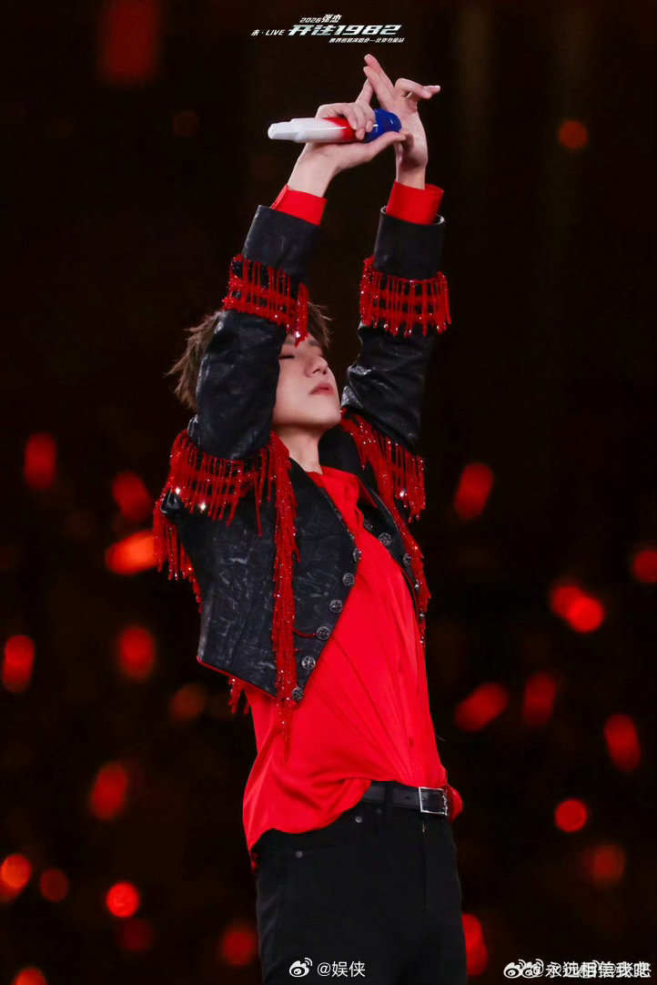 张杰演唱会每一场都有新惊喜用心打磨舞台细节，持续解锁全新演绎与惊喜曲目，每场演唱