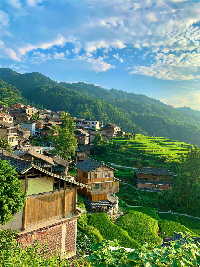 “ 广西的青山绿水美如画 ” 🏞️  