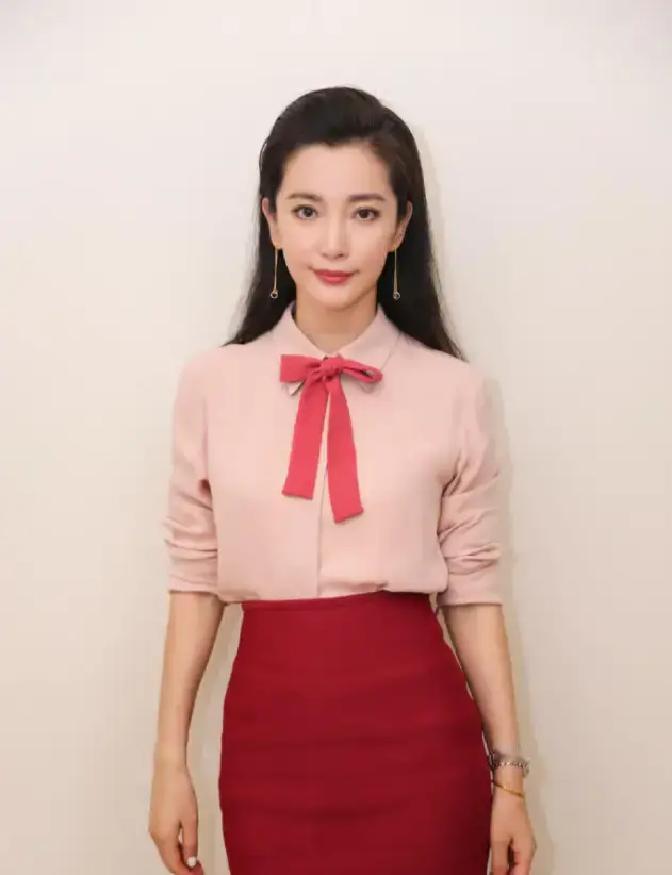 李冰冰陈坤二十年没炒过CP，连绯闻都没影儿。

4月3号一段2015年《钟馗伏魔