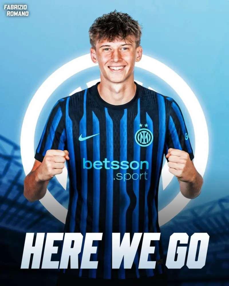 失之东隅收之桑榆，那边罗马诺刚刚here we go，引入了贾科洛维奇姆，另一边