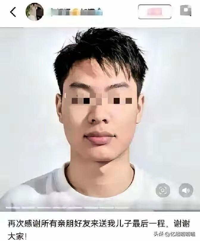 四川宜宾一名24岁小伙失业回老家后长期躺床上刷手机、打游戏、昼夜颠倒，结果在1月