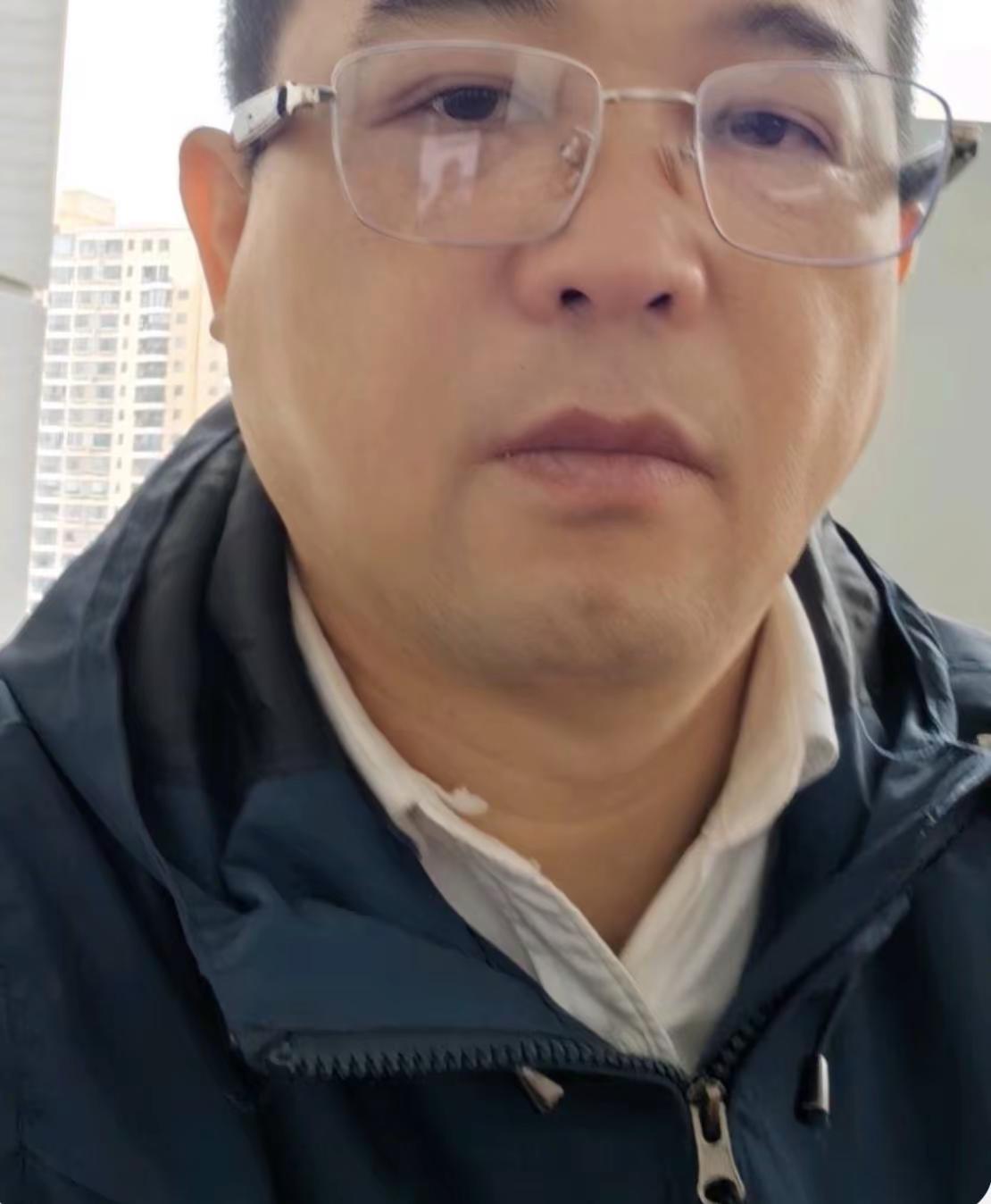 孤独的狼请求添加你为好友