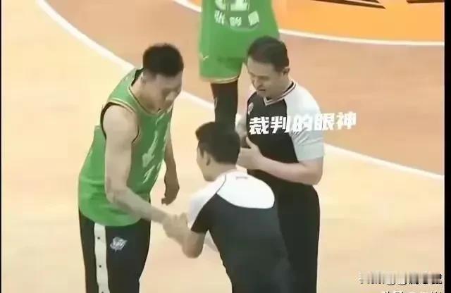 连外国裁判都“识做”，何况是国内裁判？
至于什么大V自媒体，“吾识做”连饭碗都丟