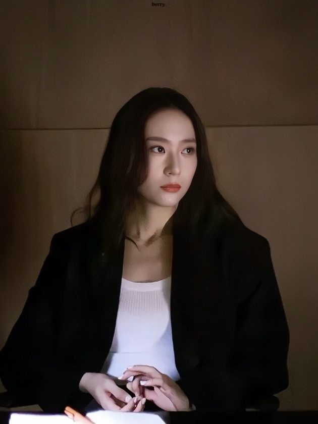 郑秀晶Kpop爱豆高智感第一名 ​​​