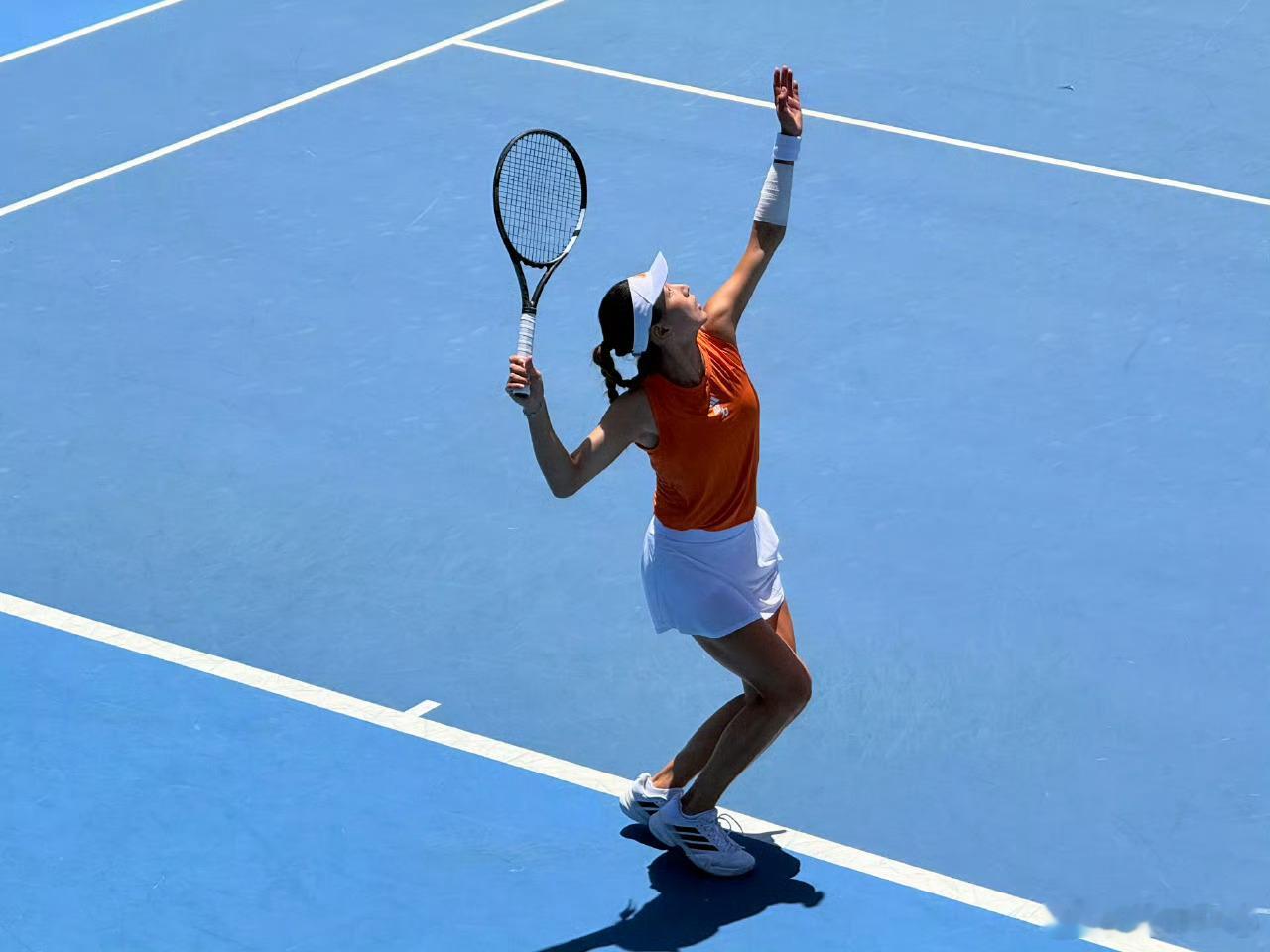 王欣瑜首进澳网32强澳网2026 澳网女单第二轮，王欣瑜2-1（4-6/6-4/