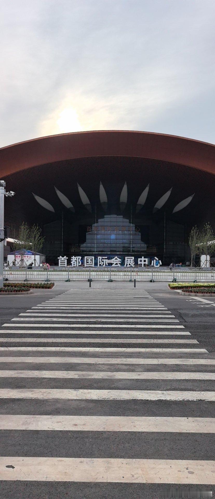 我在北京车展等大家经典车活动现场见 