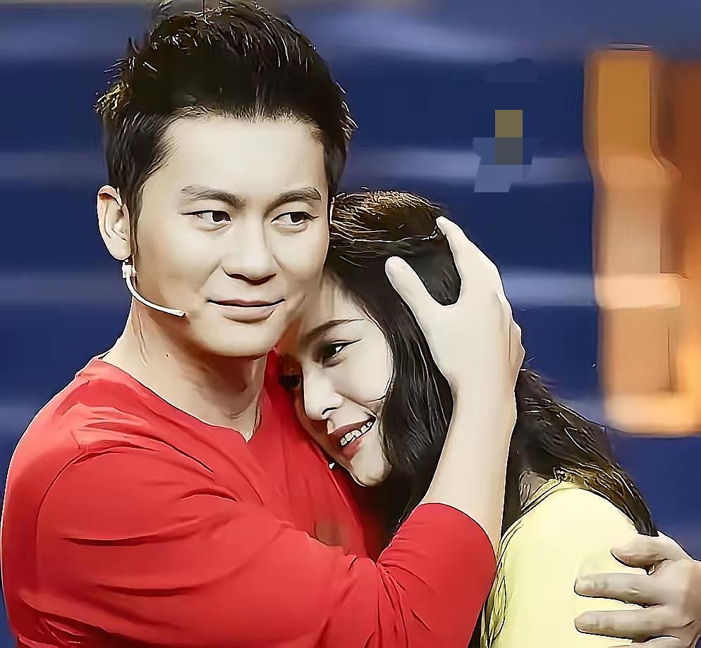 发现没？
李晨越来越不对劲了！
快50了他，没结婚没小孩，10年
​坚持录跑男，