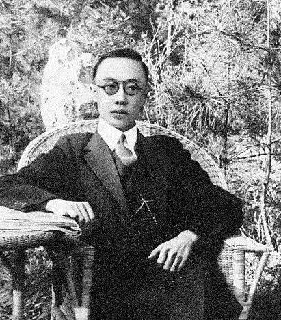 1963年的一天，毛主席突然问起溥仪的工资，听到只有180元，语气加重直言：薪水
