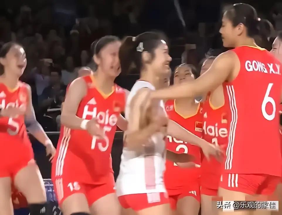 域迷推荐让朱婷接替赵勇，这纯粹就是个笑话！

朱婷没有教练经历，没有教练资格，凭