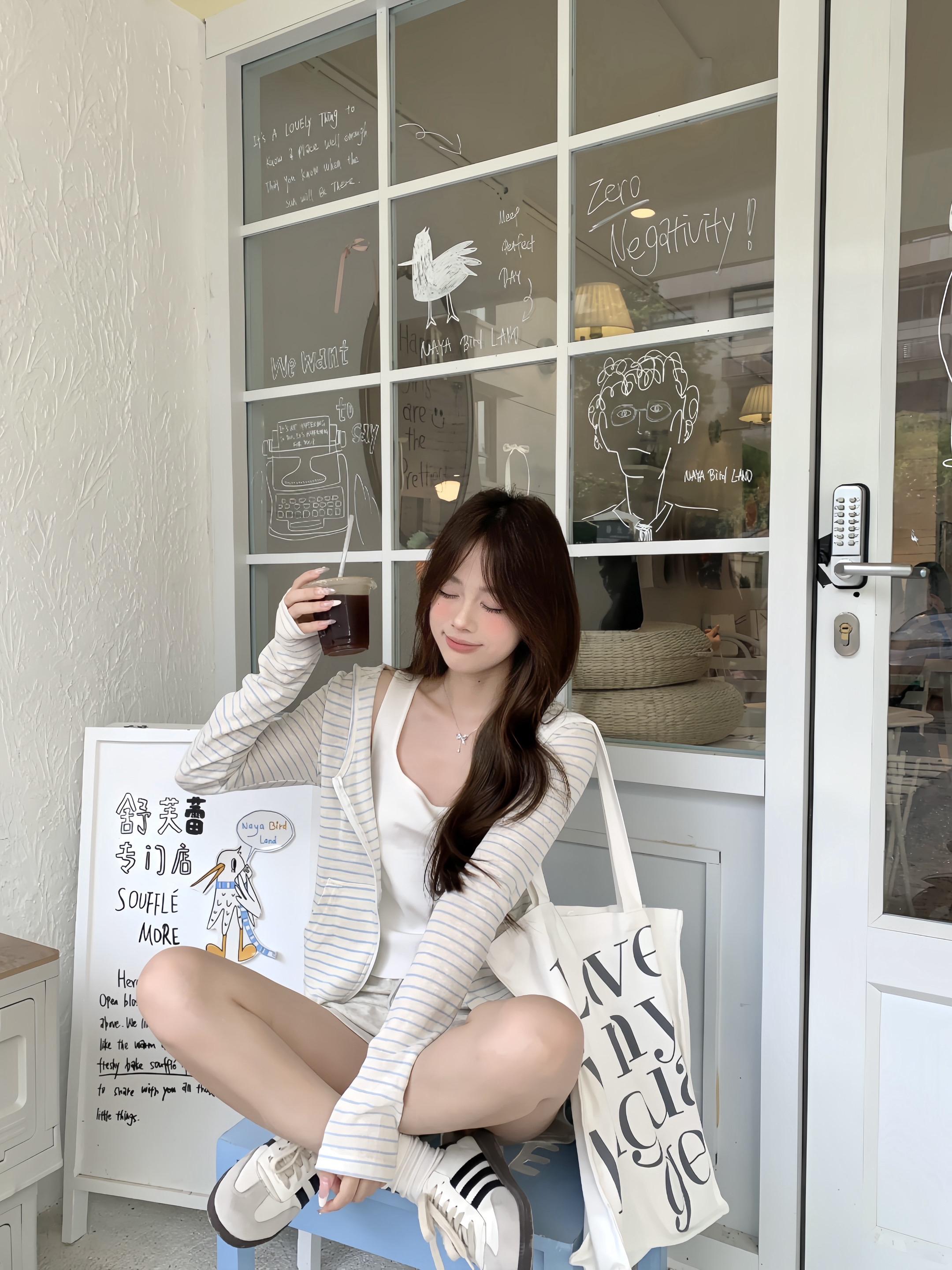 一杯冰美式💬𖠚ᐝ 〰◡̈ᑋᵉᑊᑊᵒ