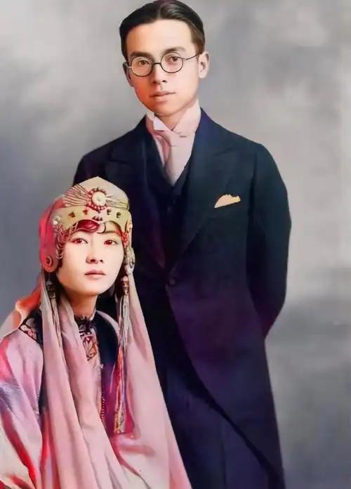 斯蒂芬·吉利根说：“婚姻、性、伴侣，这些都是表象。人类内心深处真正渴望的，是一段