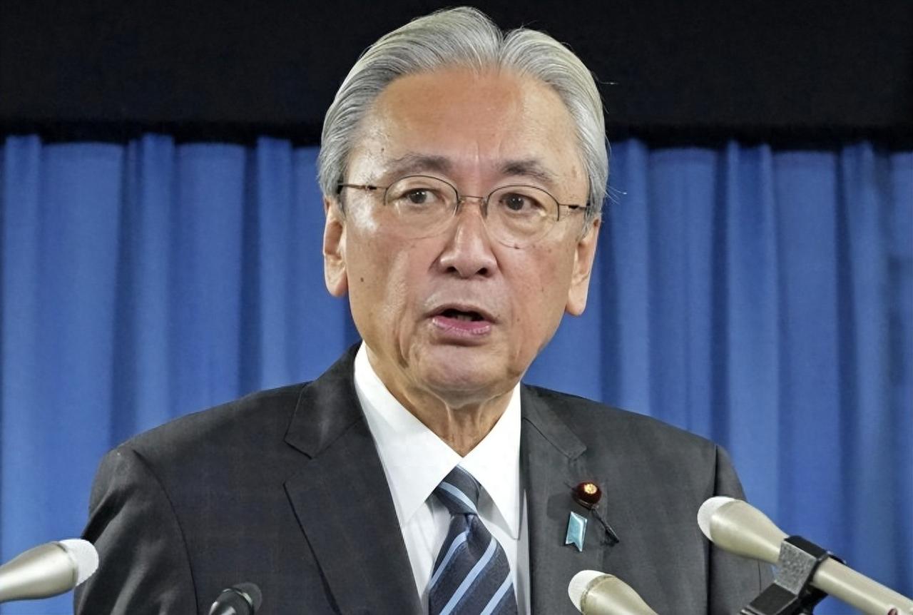 日本贼心不死，又搞大动作！
 
6月11日，日本超党派议员联盟"日华恳"在总会上