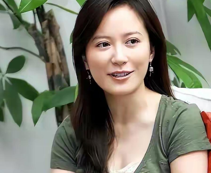 不结婚怎么解决生理需求？55岁至今单身的俞飞鸿，活成了人间清醒
娱乐